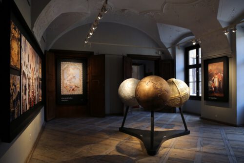 Ausstellungsbereich "Das Wahre" mit der Nachbildung des Tabernakels